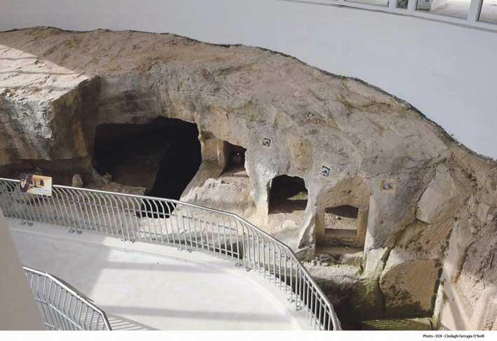 Ta' Bistra Catacombs.jpg